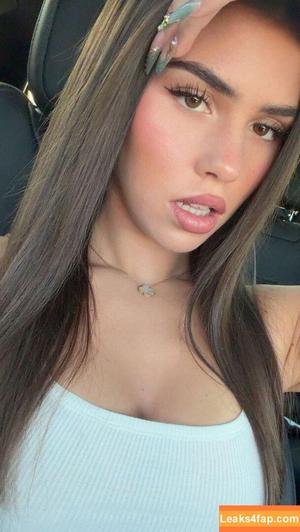 Leah Halton photo #1065