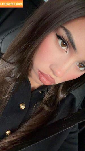 Leah Halton photo #1262