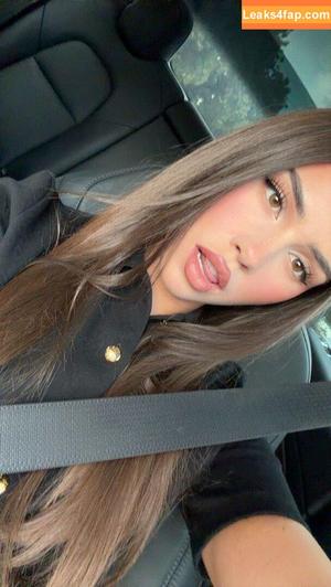 Leah Halton photo #1265