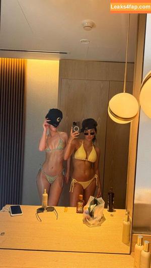 Leah Halton photo #1289