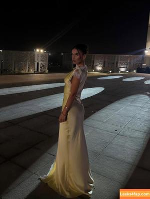 Leah Halton photo #1353