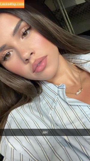 Leah Halton photo #1365