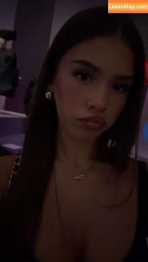 Leah Halton photo #1370