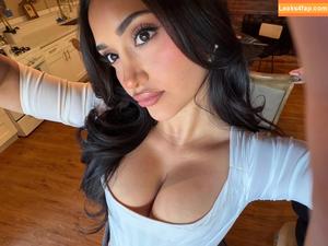 Leah Kateb photo #0059