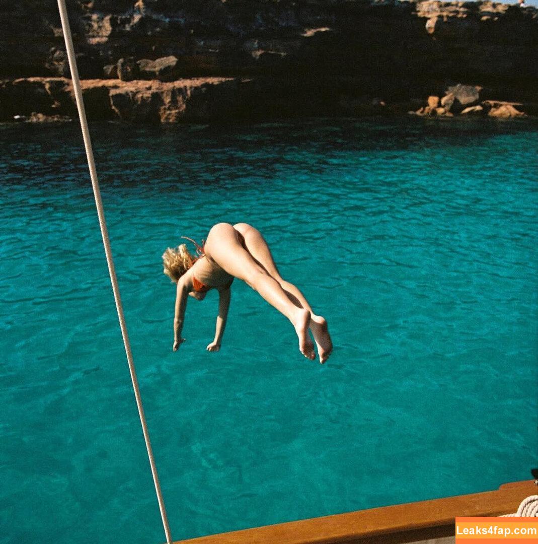 Leah Rose / leaahhrose leaked photo photo #0024