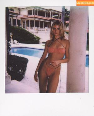 Leah Rose photo #0110