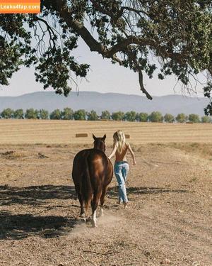 Leah Rose photo #0147