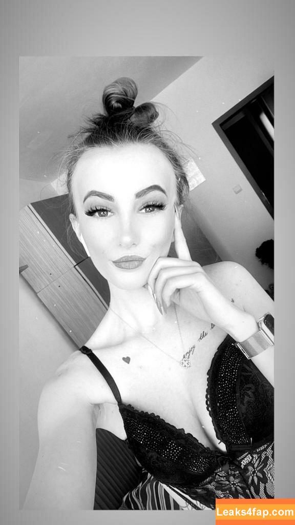 LeahGoesWilde / leahwildeofficial leaked photo photo #0229