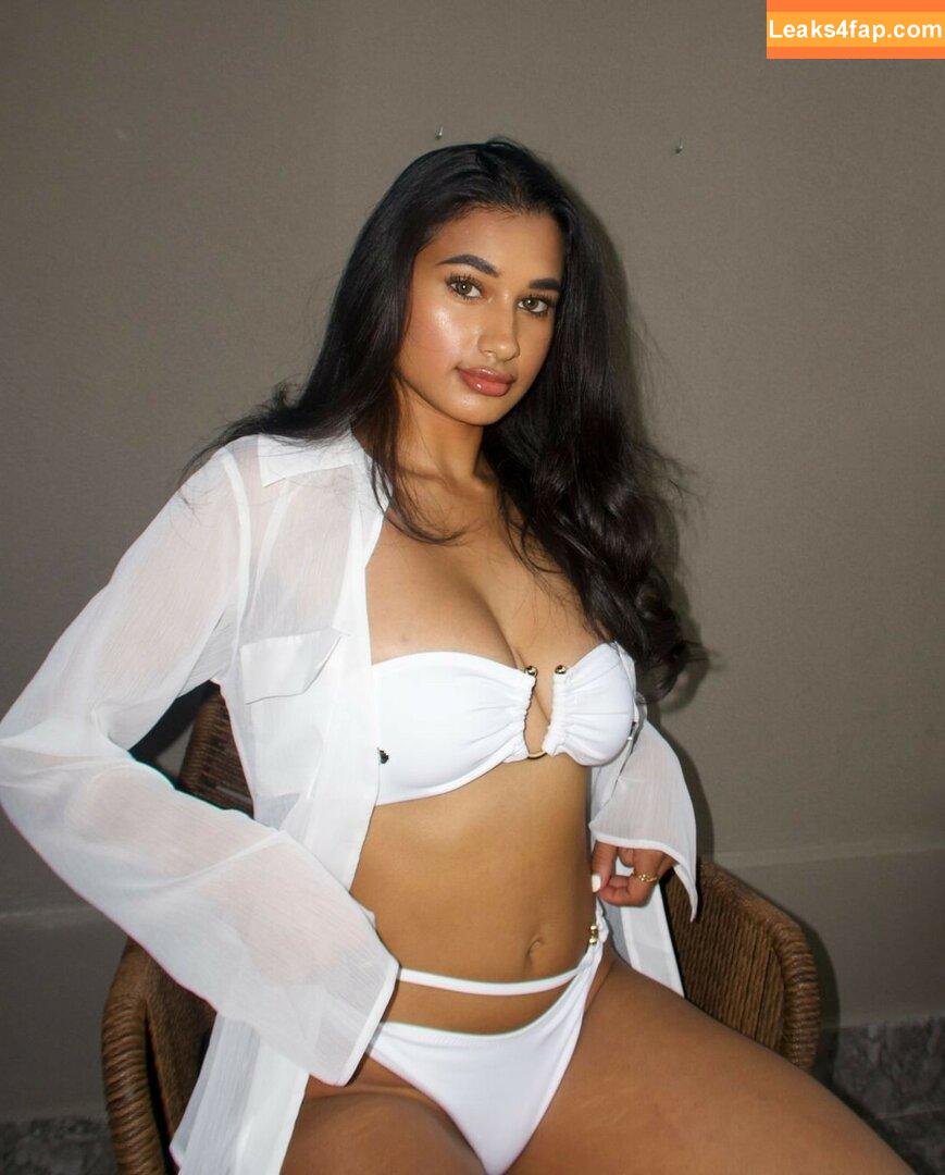 leahhalton_ /  leaked photo photo #0022