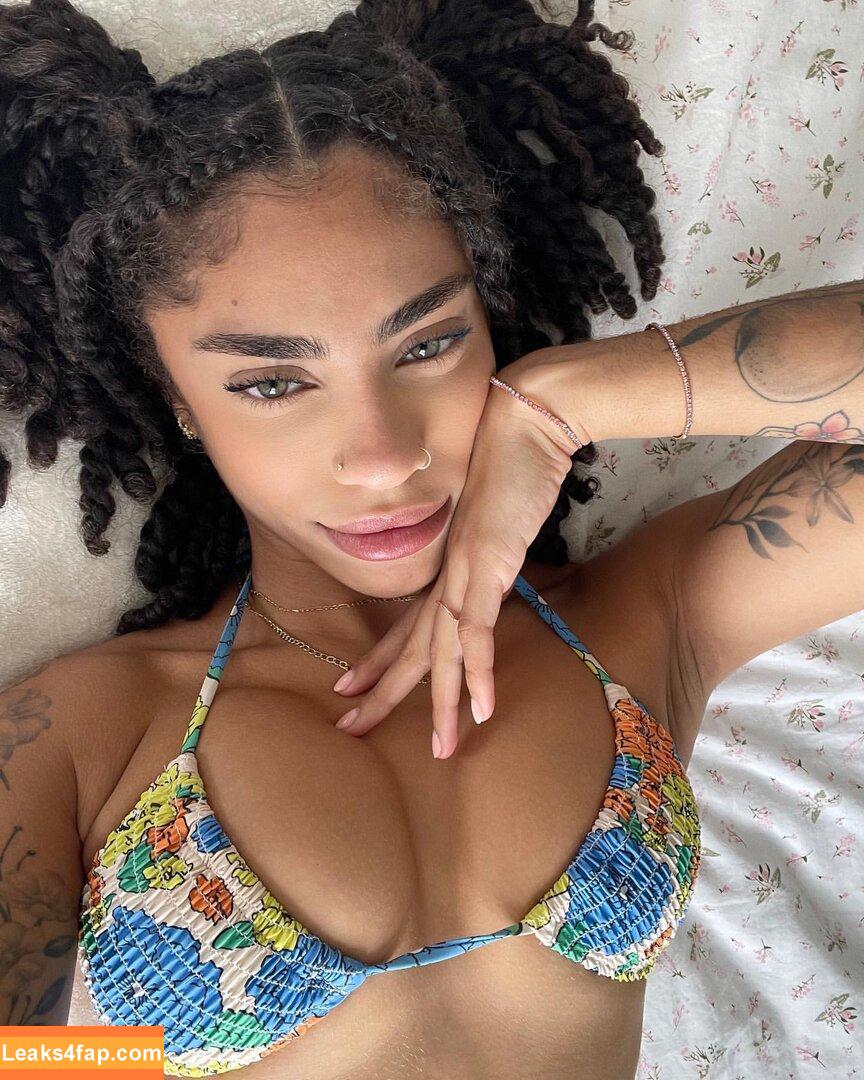 leahhalton_ /  leaked photo photo #0127