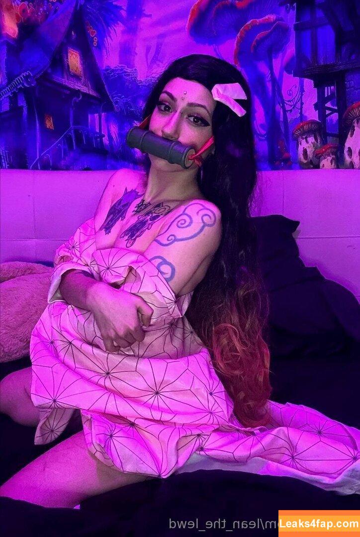 lean_the_lewd /  leaked photo photo #0003