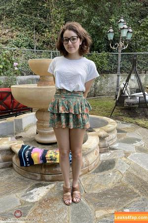 Leana Lovings photo #2210