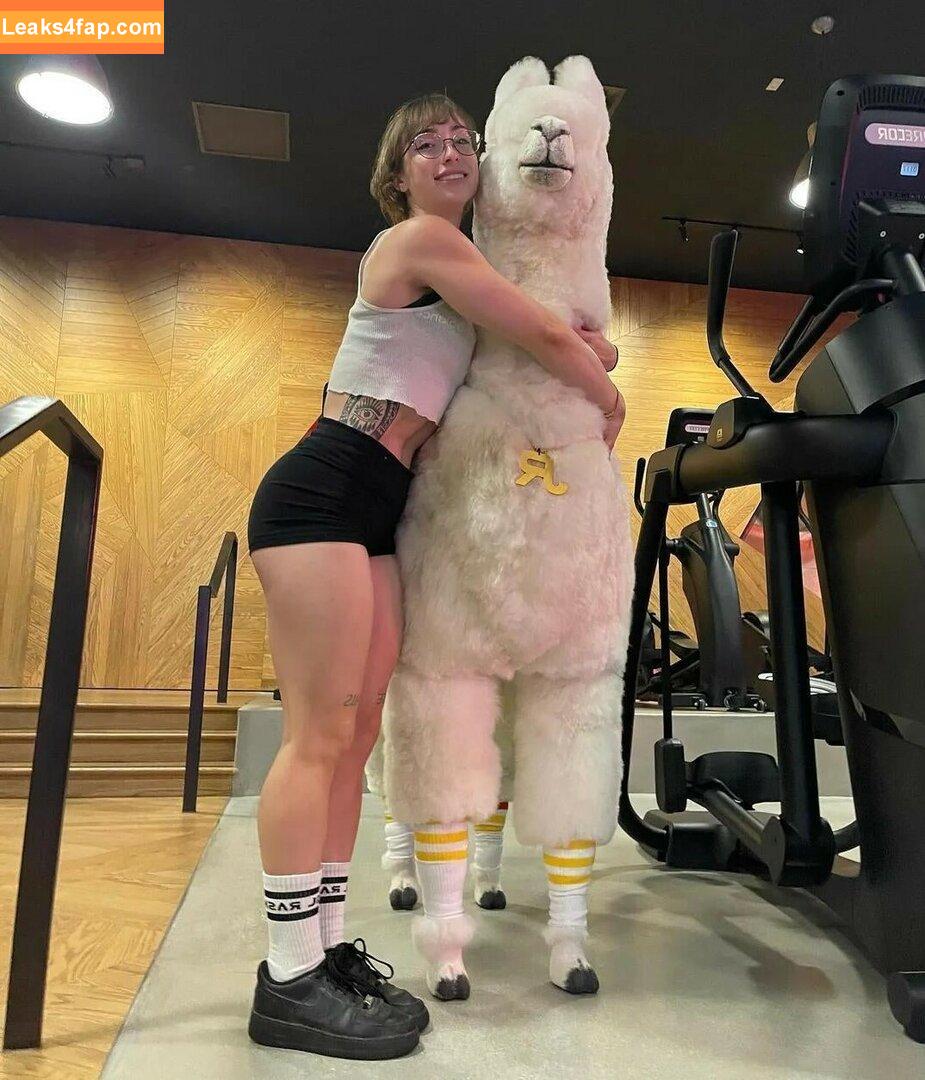 leanbeefpatty /  leaked photo photo #0140