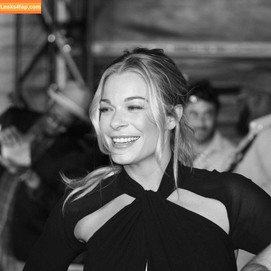 Leann Rimes / leannrimes слитое фото фото #0238