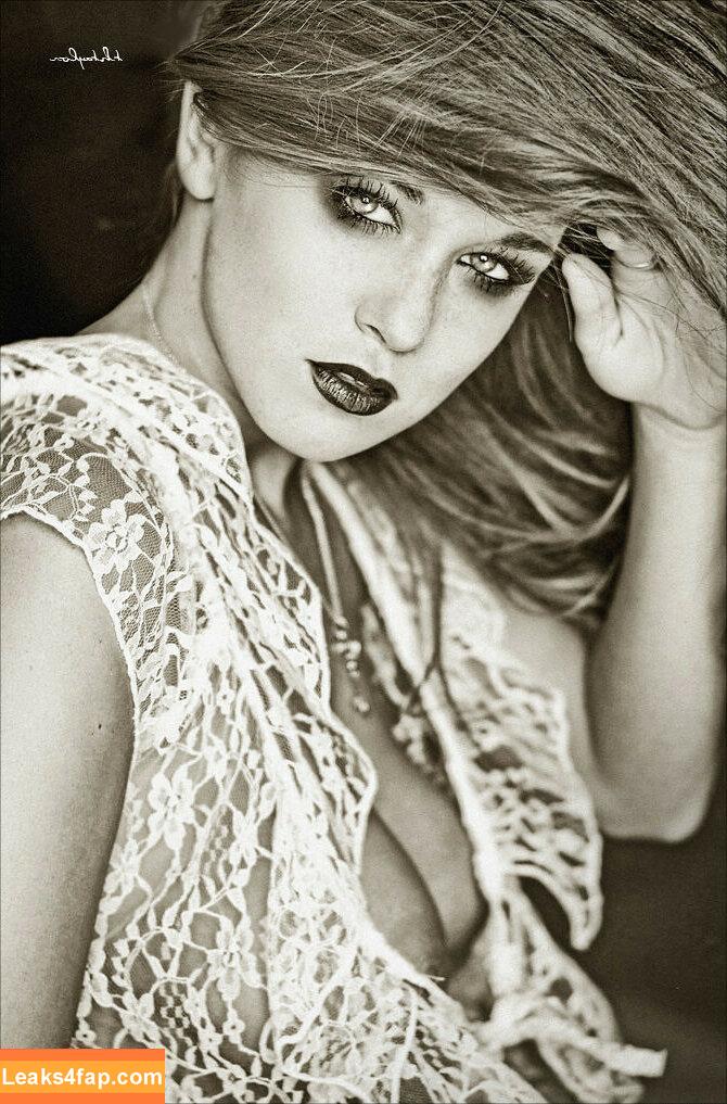 Leanna Decker / leanna_decker / leannadecker / leannadecker_ leaked photo photo #0166