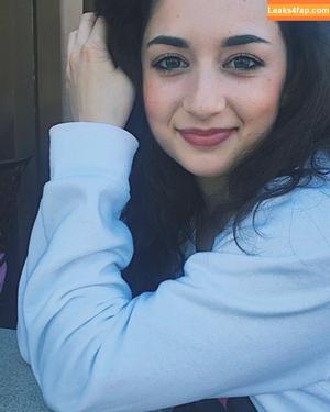 LeannaASMR photo #0002