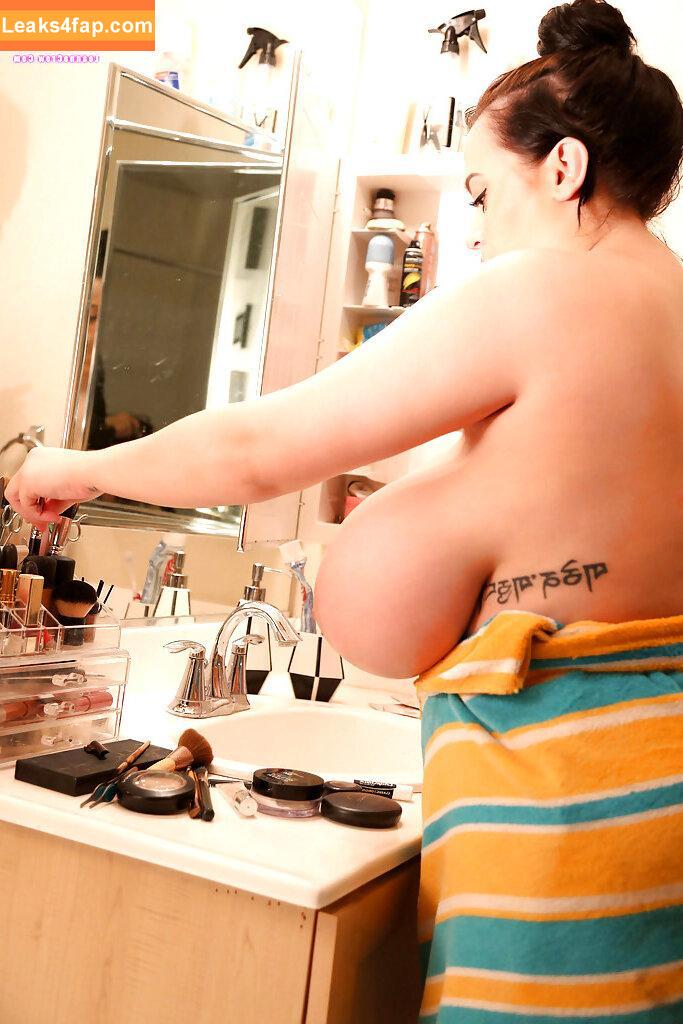 Leanne Crow / LeanneCrow leaked photo photo #0590