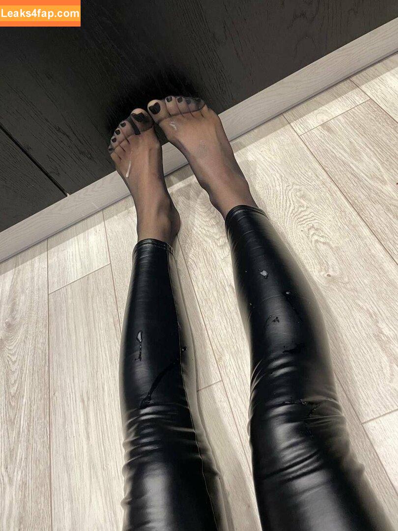 Lebedeva_feet /  leaked photo photo #0007