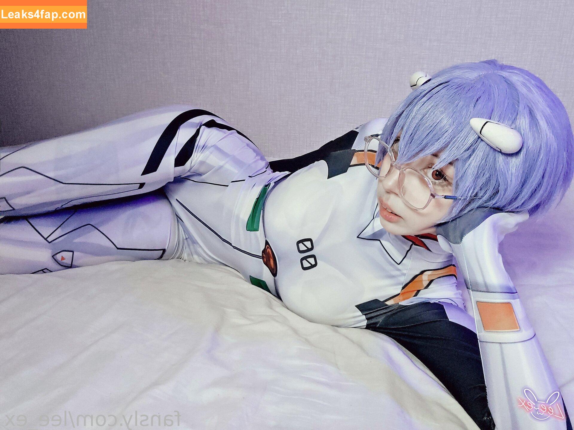 Lee_Ex / leeswiftauthor / lex-lee leaked photo photo #0086