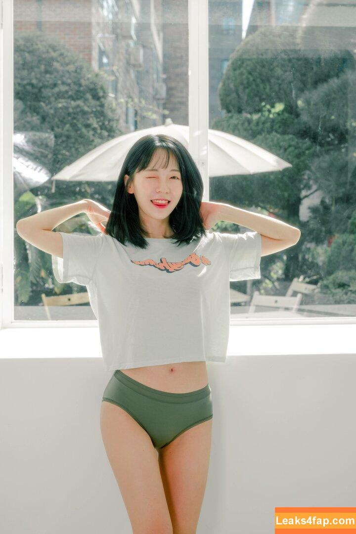 leeesovely / leeesovelys2 / 쏘블리 leaked photo photo #0002