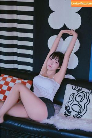 leelate photo #0040