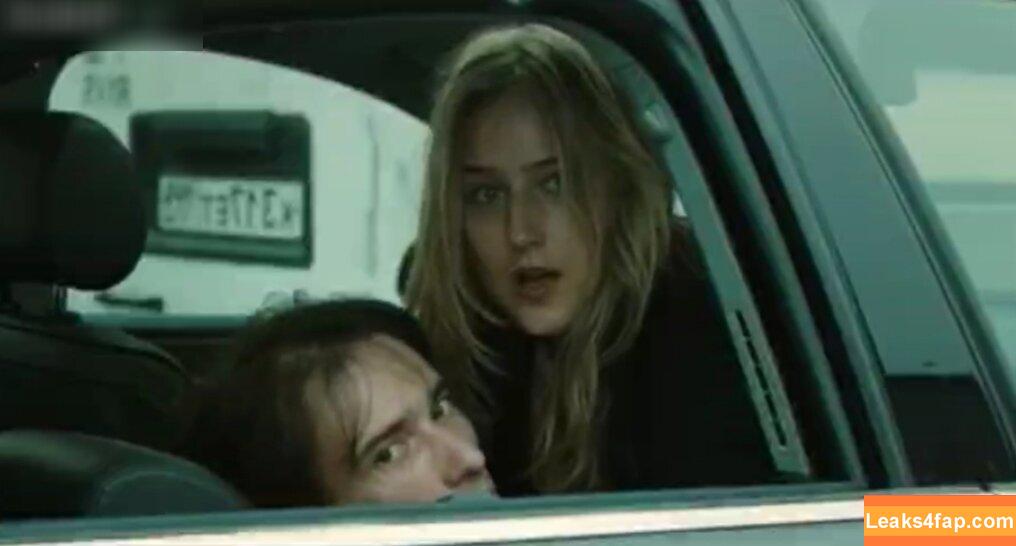 Leelee Sobieski / MissSobieski / leeleesobieskii leaked photo photo #0127