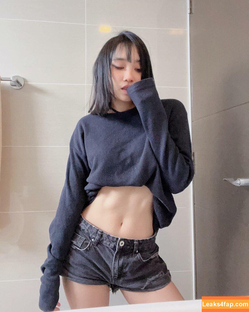 leezipotato /  leaked photo photo #0052