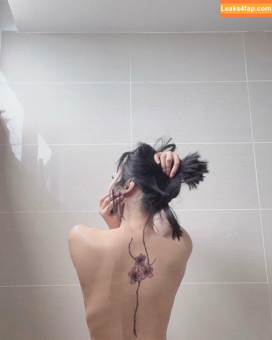 leezipotato /  leaked photo photo #0061