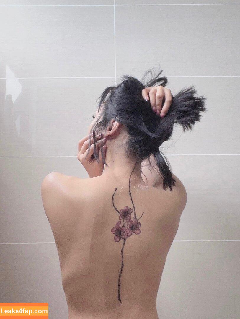 leezipotato /  leaked photo photo #0220