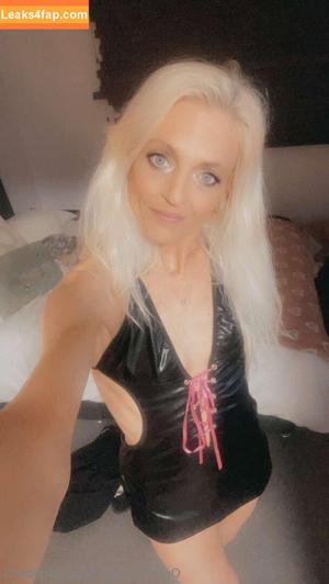 leggyblonde45 photo #0007