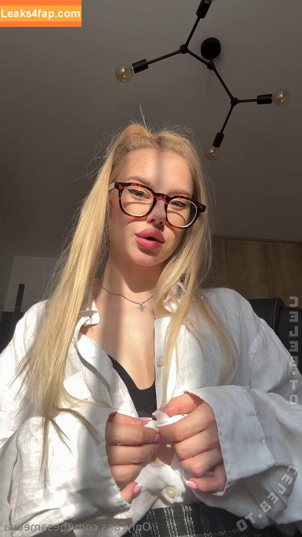 lehrer.eva /  leaked photo photo #0006