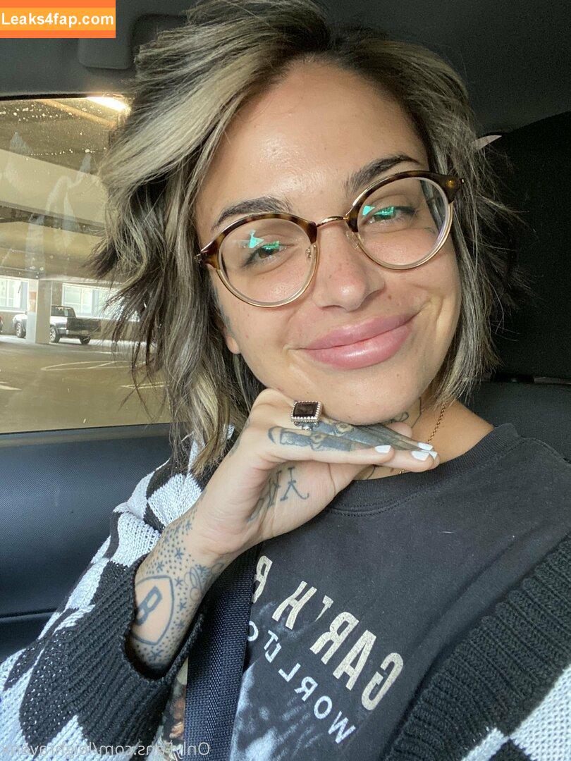 leighravenx /  leaked photo photo #0038