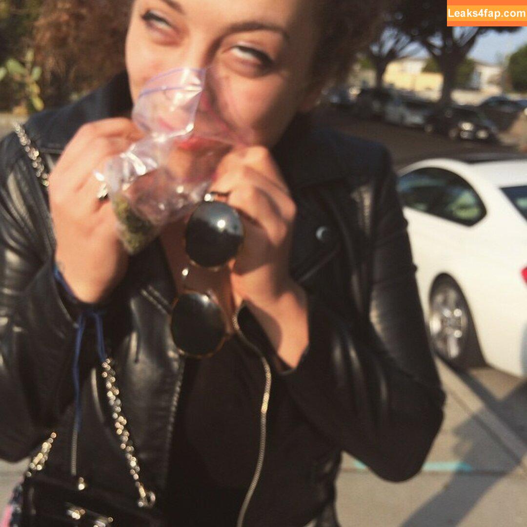 Leila Lowfire / Leilalowfire1 / leilalowfire leaked photo photo #0228