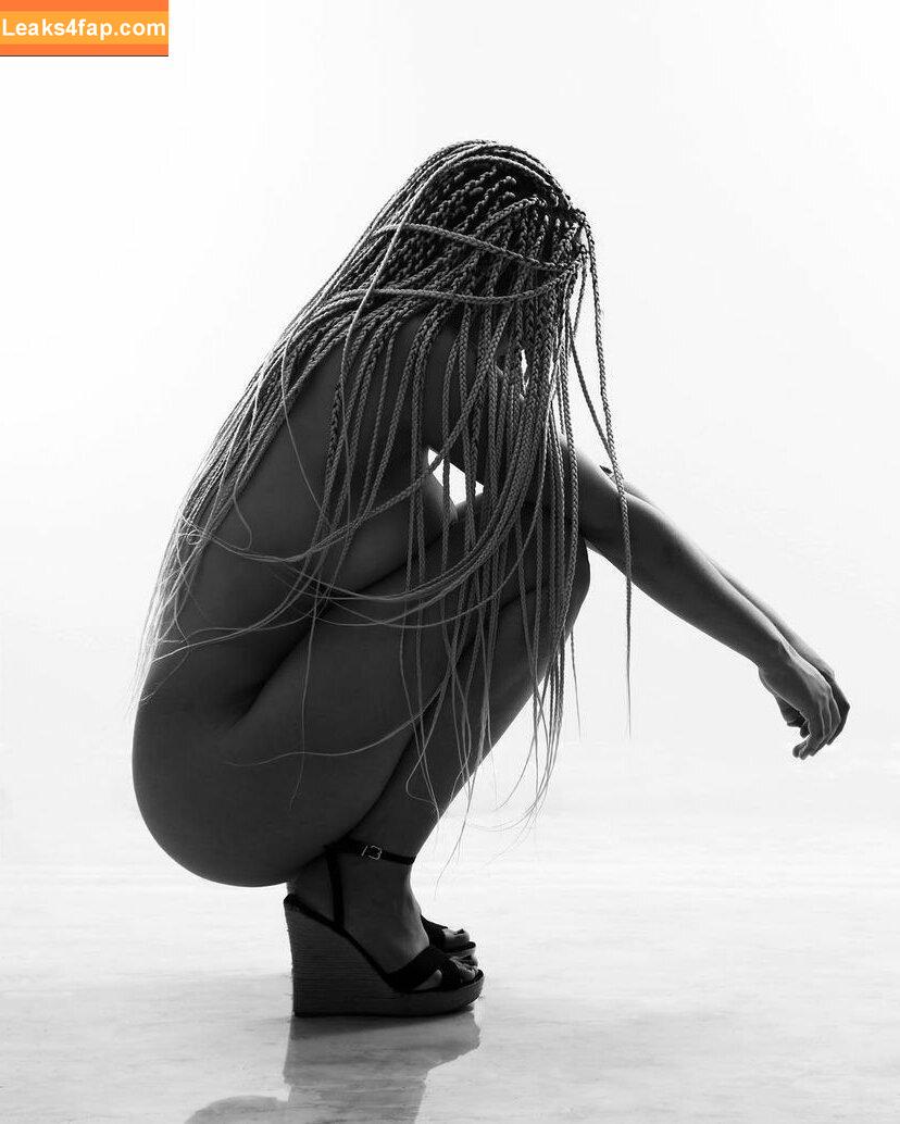 Leila Lowfire / Leilalowfire1 / leilalowfire leaked photo photo #0239