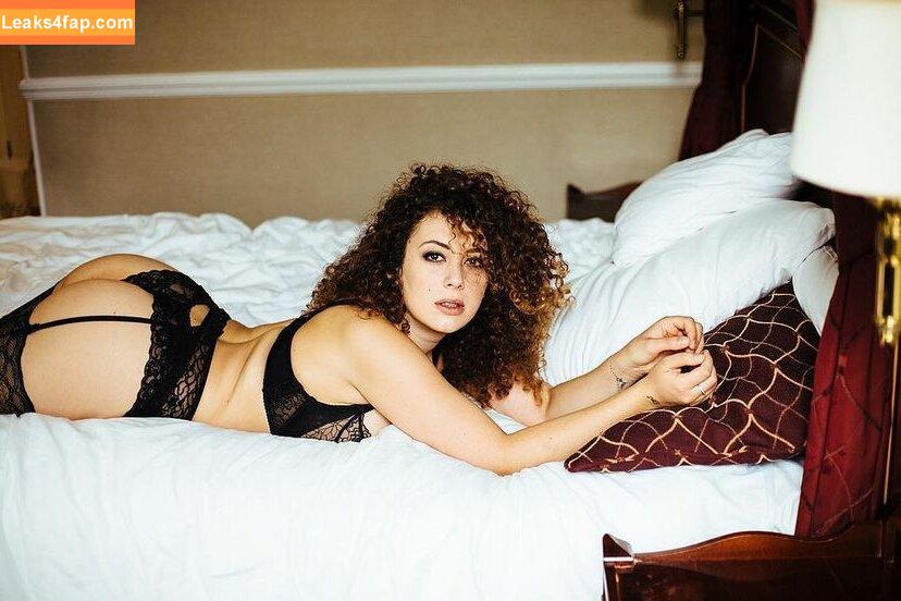 Leila Lowfire / Leilalowfire1 / leilalowfire leaked photo photo #0240