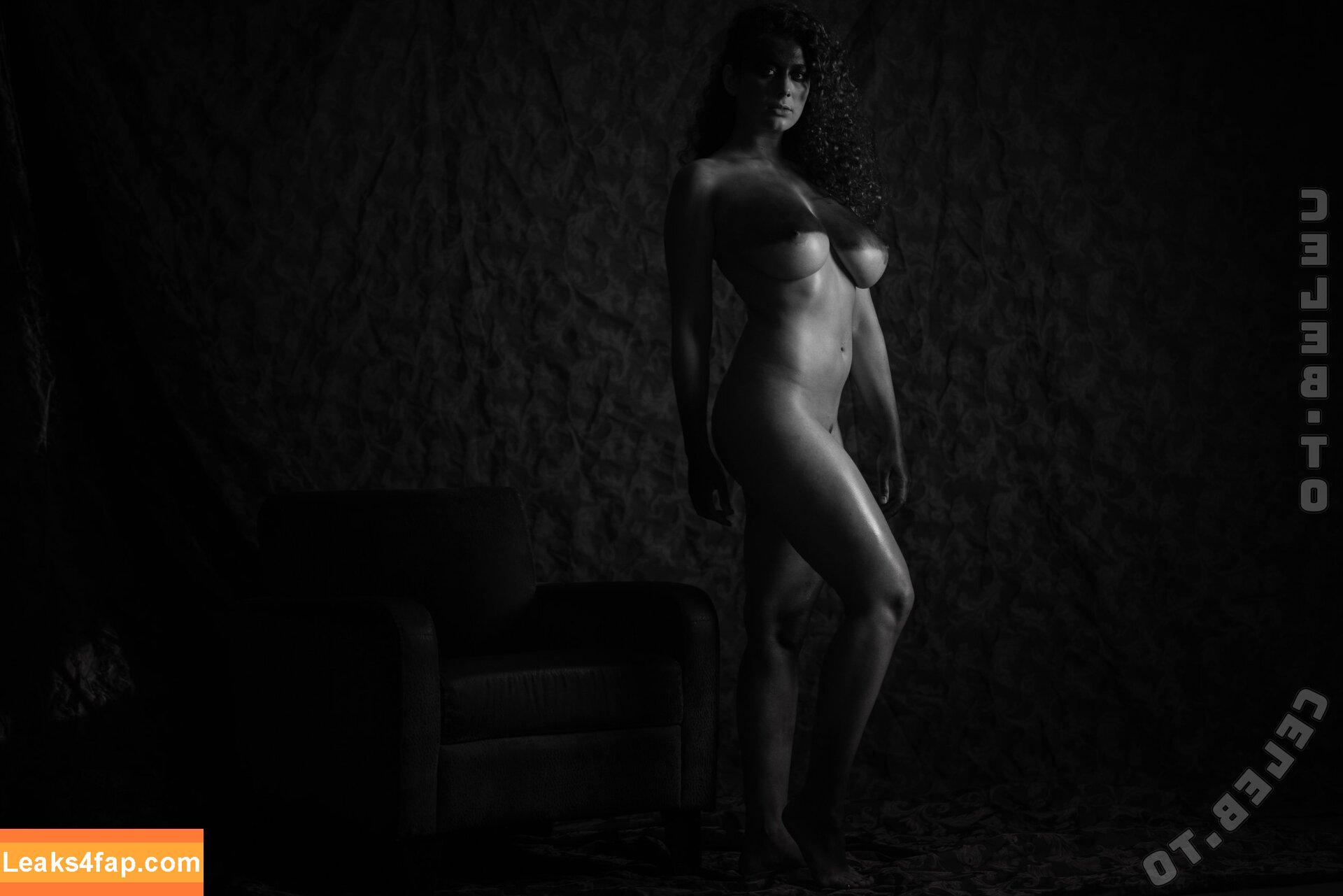 Leila Lowfire / https: / leilalowfire слитое фото фото #0503