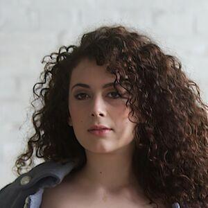 Leila Lowfire photo #0018