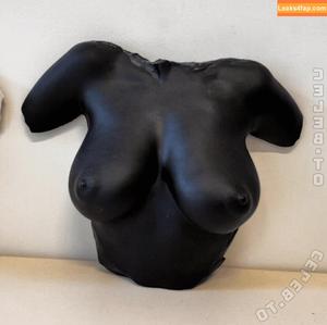 Leila Lowfire photo #0526