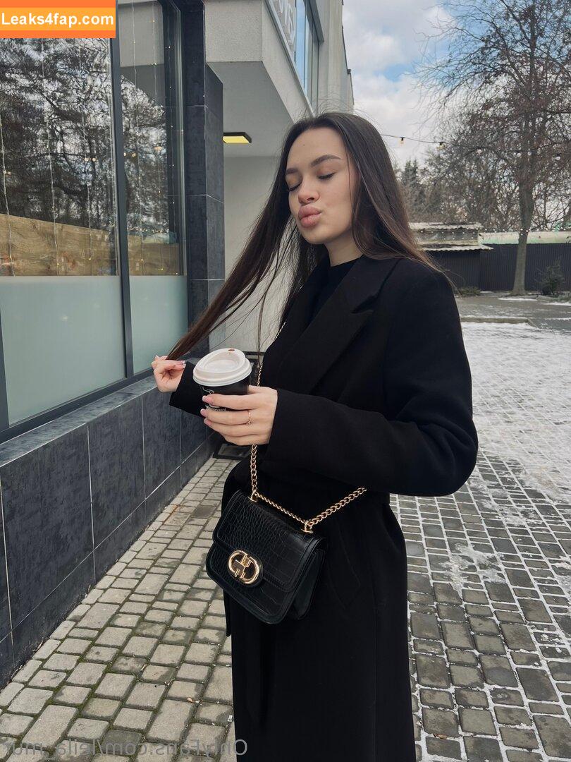 leila_mur /  leaked photo photo #0003