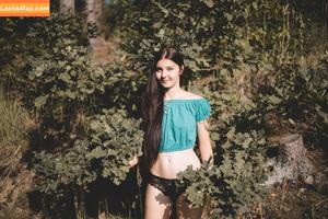 Leisy Lucy photo #0056