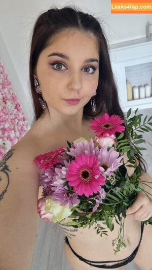 Leisy Lucy photo #0395