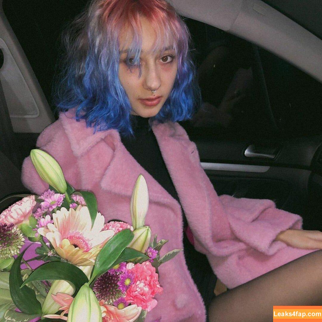 leliloo / lelilou.official leaked photo photo #0099