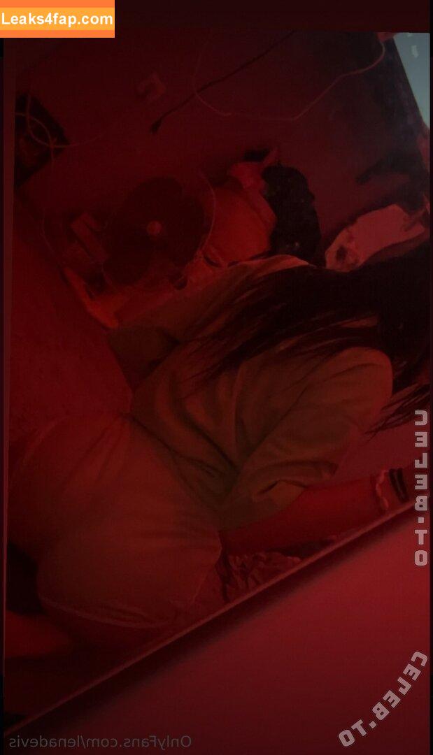 Lena Devis /  leaked photo photo #0002