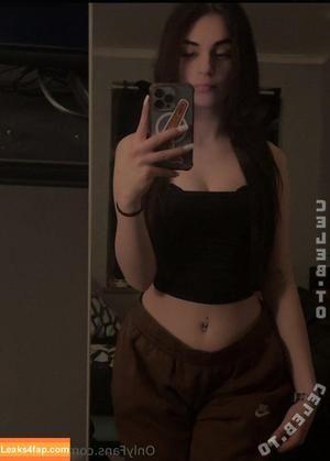 Lena Devis photo #0003