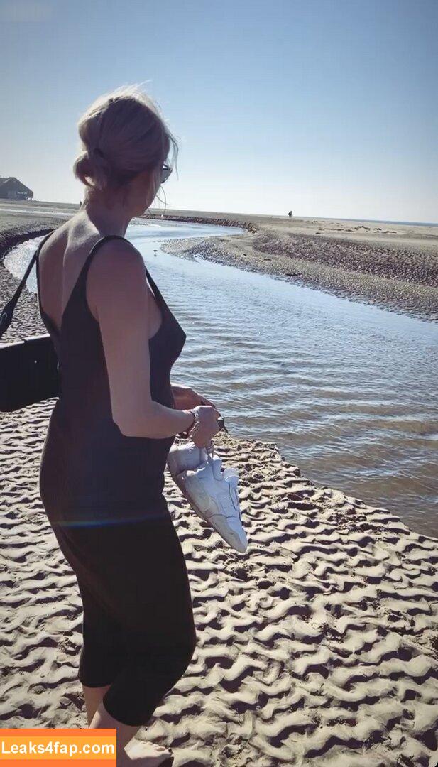 Lena Gercke / lenagercke leaked photo photo #0705