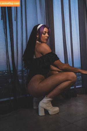 Lena Kross photo #0083