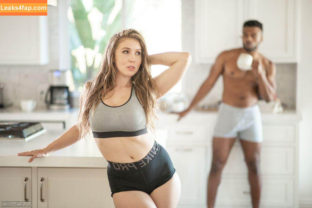 Lena Paul / Lena_Paulx / lenaisapeach / lenapaulxo слитое фото фото #0879