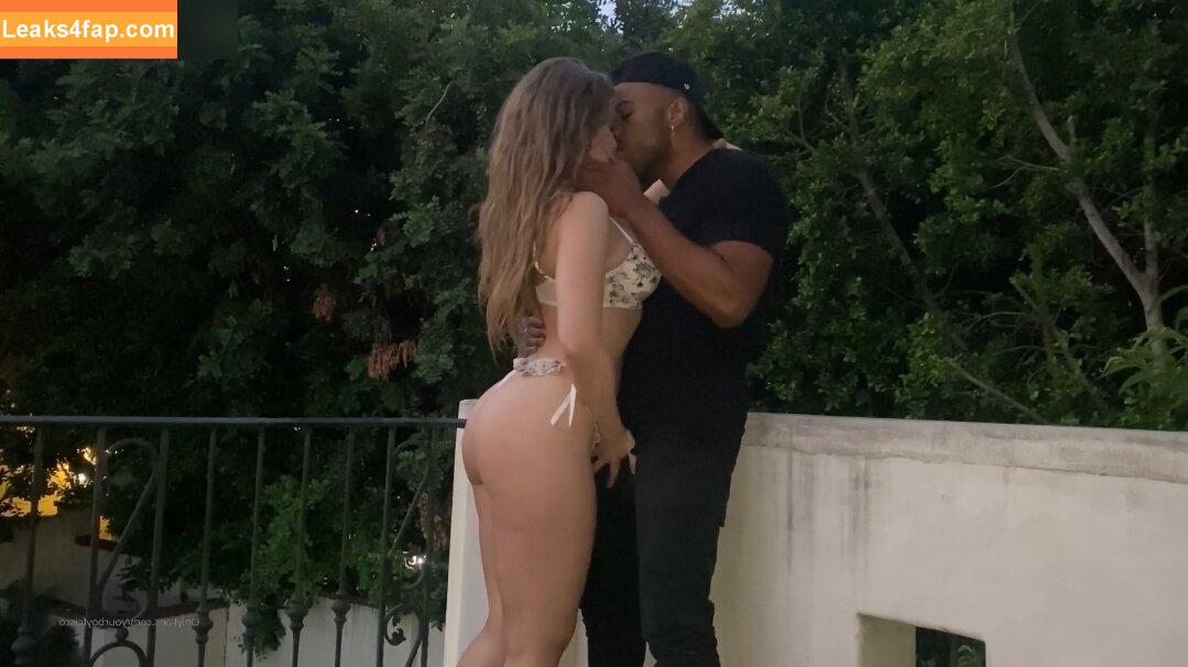 Lena Paul / Lena_Paulx / lenaisapeach / lenapaulxo leaked photo photo #2335