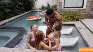 Lena Paul photo #2302