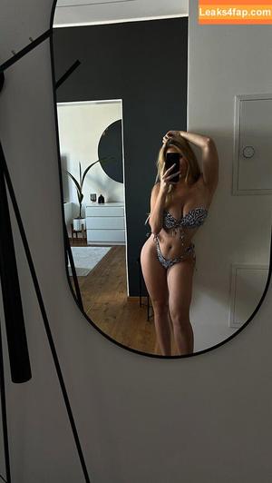 Lena Perthaler photo #0004